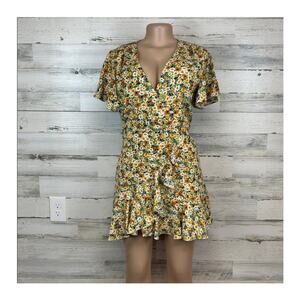 NWT Trenliver Boutique Brand Floral Ruffle Faux Wrap Dress Women’s Size Medium